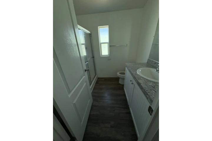 $2600 : Casa Mobil Gardena-Carson image 5