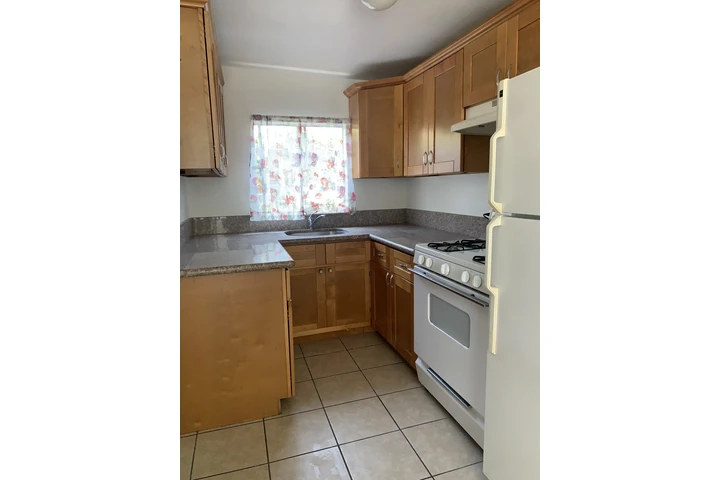$1800 : Casa privada Huntington Park image 4