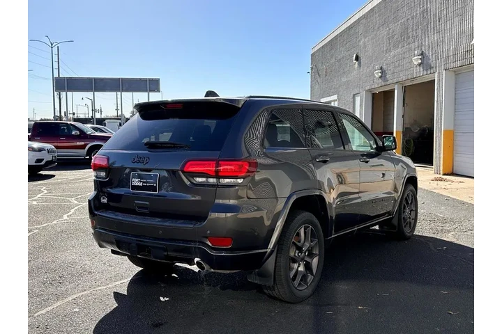 $21538 : Jeep Grand Cherokee 2021 4x4 image 5