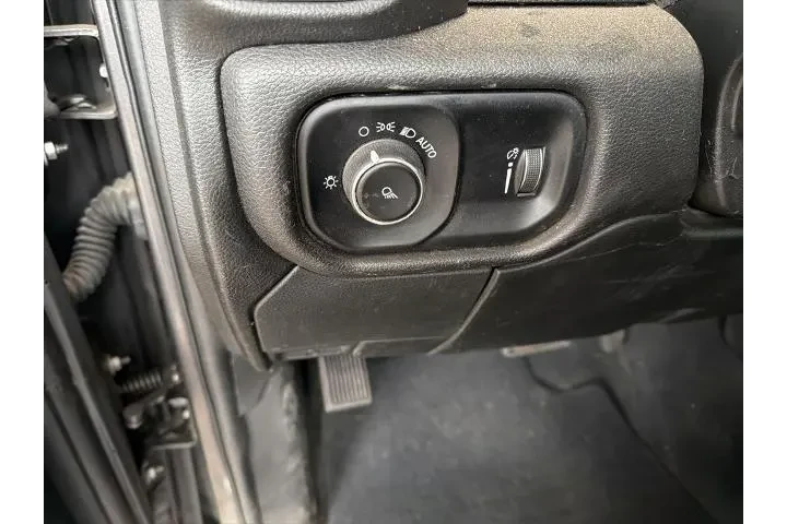 $39711 : Ram 2500 2022 4x4 Big Horn 4 image 10