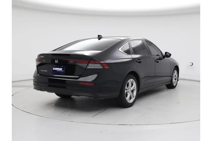 $24998 : Honda Accord 2023 LX 4dr Sed image 8
