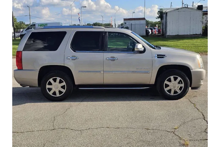 $7995 : 2007 Escalade image 5