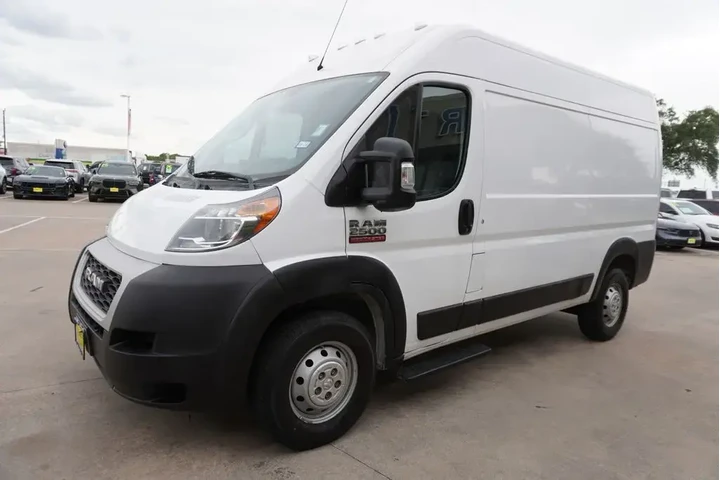 $24988 : Ram ProMaster 2019 2500 136 image 3