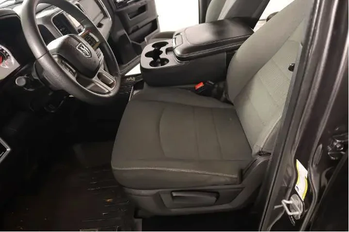 $24237 : Ram 1500 Classic 2021 4x4 Wa image 10