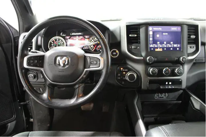 $39635 : Ram 1500 2022 4x4 Big Horn 4 image 2