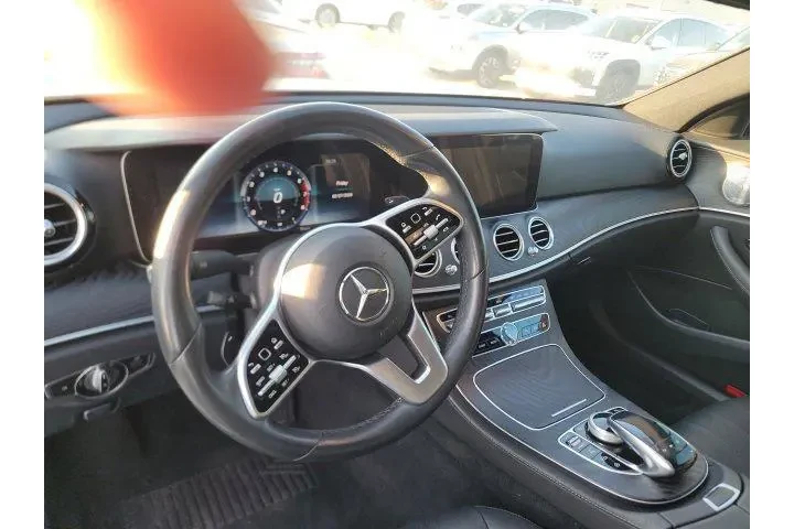 $29588 : Mercedes-Benz E-Class 2020 E image 7