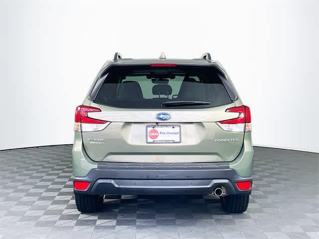 $24510 : PRE-OWNED 2020 SUBARU FORESTE image 9