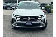 $32990 : Hyundai TUCSON Plug-in Hybri thumbnail