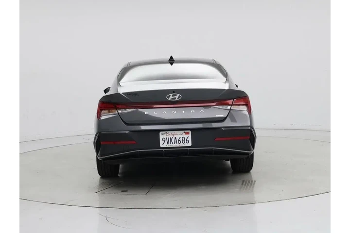 $26998 : Hyundai ELANTRA Hybrid 2025 image 6