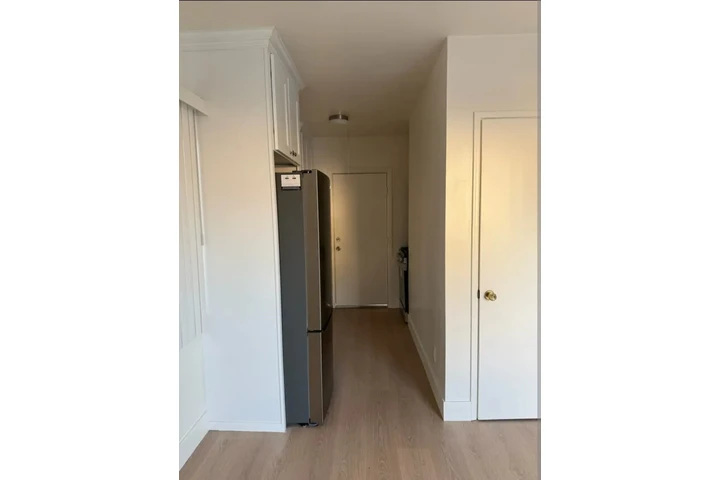 $1100 : Moderno en Huntington Park🏡 image 6