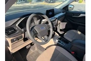$20812 : Ford Escape 2022 SE 4dr SUV thumbnail