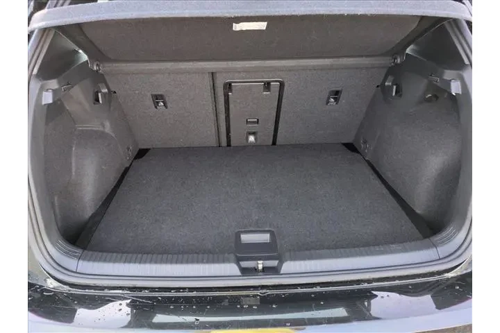 $24340 : Volkswagen Golf GTI 2024 S 4 image 6