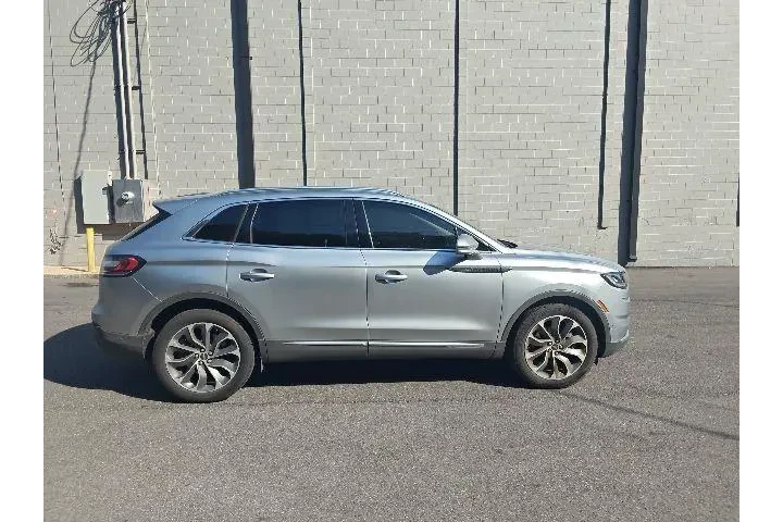 $38682 : Lincoln Nautilus 2023 AWD Re image 2