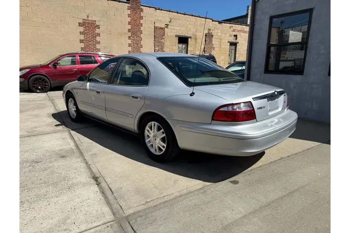 $3995 : 2005 Sable LS image 3