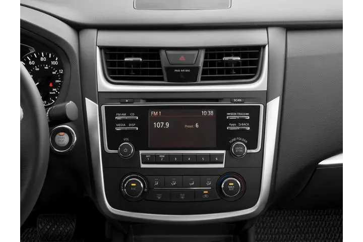 $5000 : Nissan Altima 2017 2.5 SR 4d image 10