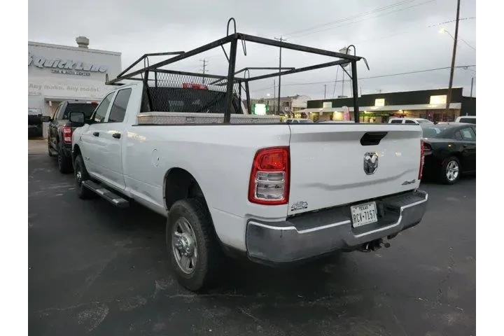 Ram 2500 2022 4x4 Tradesman image 4