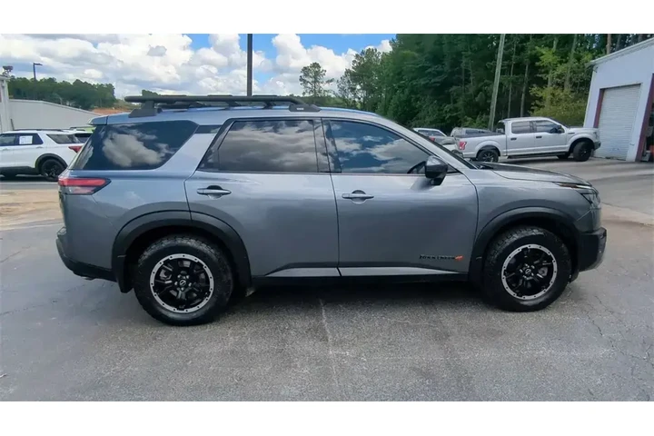 $28657 : Nissan Pathfinder 2023 AWD R image 9