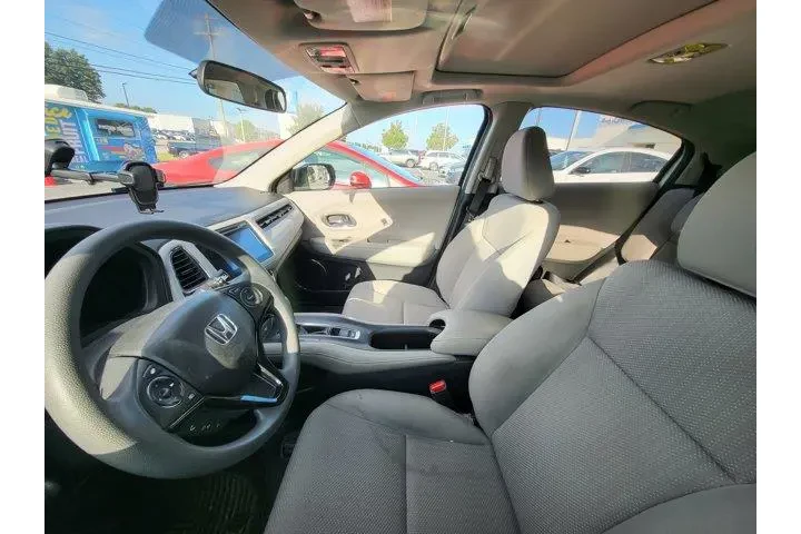 $12915 : Honda HR-V 2017 EX 4dr Cross image 10