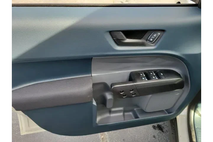 $28940 : Ford Maverick 2025 XL 4dr Su image 8