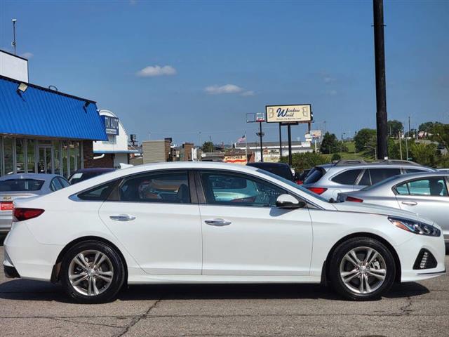 $13990 : 2019 Sonata SEL image 9