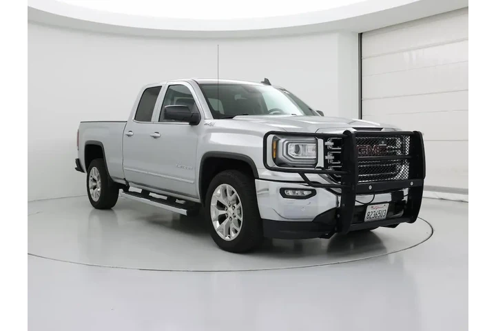 $26998 : GMC Sierra 1500 2017 4x4 SLT image 1