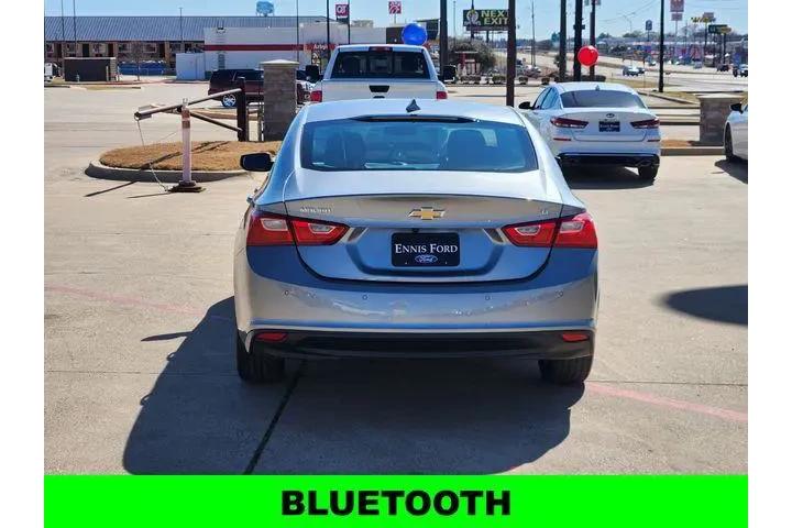 $20500 : Chevrolet Malibu 2025 LT 4dr image 5