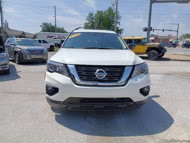 $22900 : 2020 Pathfinder SV image 3