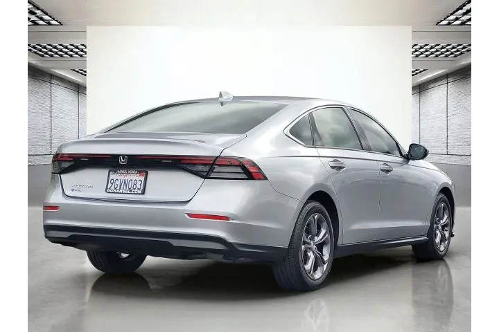 $26988 : Honda Accord 2023 EX 4dr Sed image 7