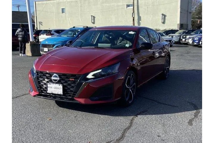 $23050 : Nissan Altima 2025 2.5 SR 4d image 7