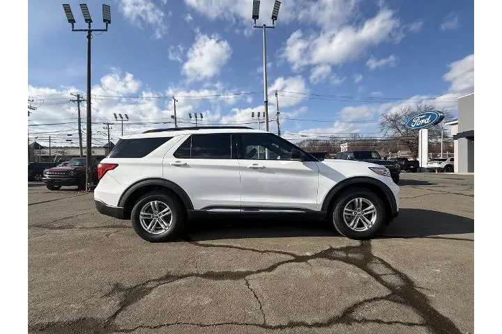 $22988 : Ford Explorer 2020 AWD XLT 4 image 5