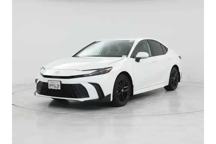 $32998 : Toyota Camry 2025 SE 4dr Sed image 4