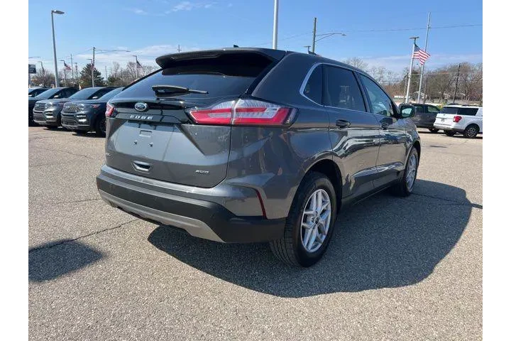 $27873 : Ford Edge 2023 AWD SEL 4dr C image 4