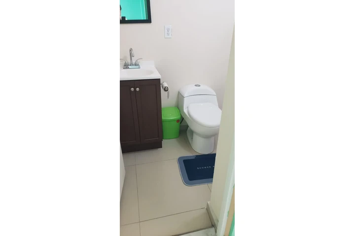 $2800 : RENTO CUARTOS AMUEBLADOS TOLUC image 5