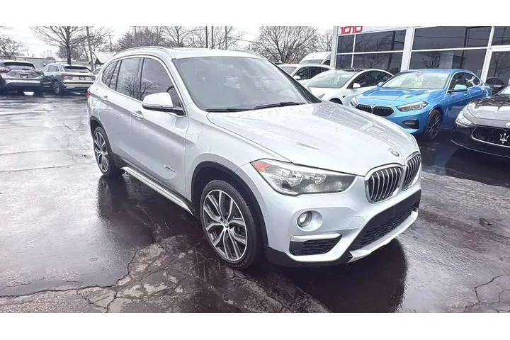 $13995 : 2017 X1 image 5