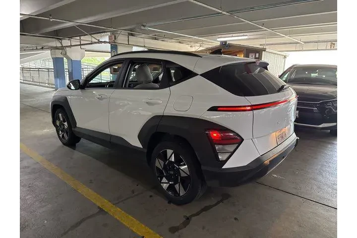 $21500 : Hyundai KONA 2025 SEL 4dr Cr image 4