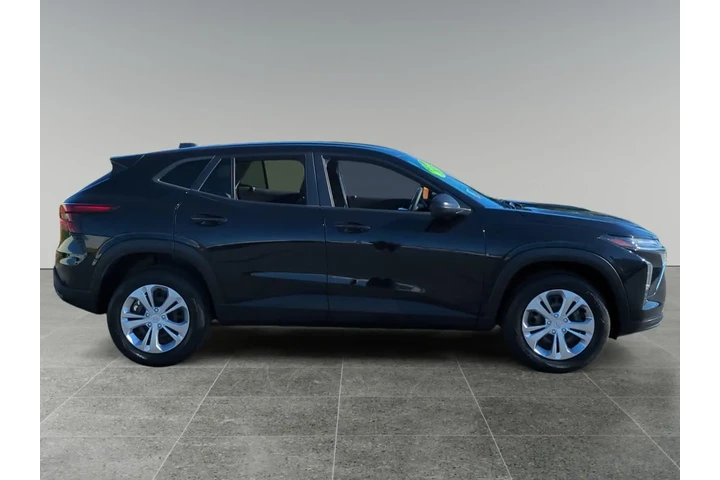 Chevrolet Trax 2024 LS 4dr C image 6