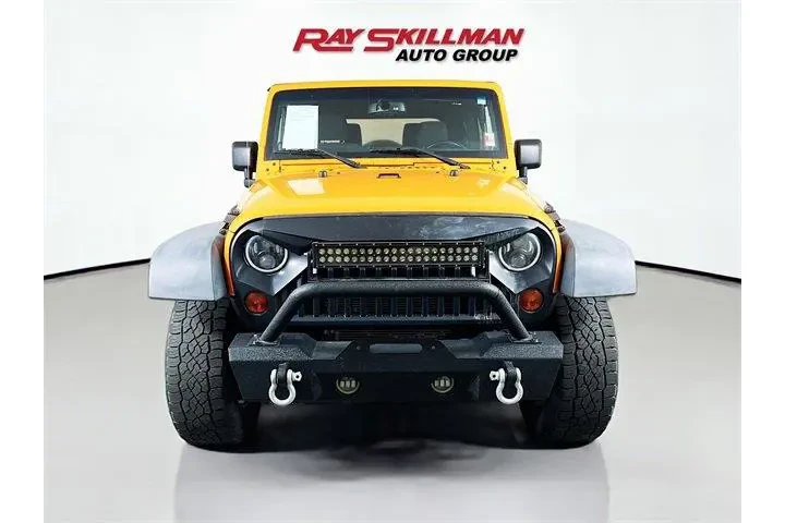 $12800 : Jeep Wrangler 2013 4x4 Sport image 2