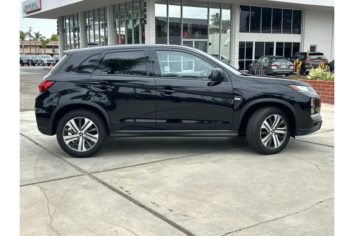 $21299 : Mitsubishi Outlander Sport 2 image 2