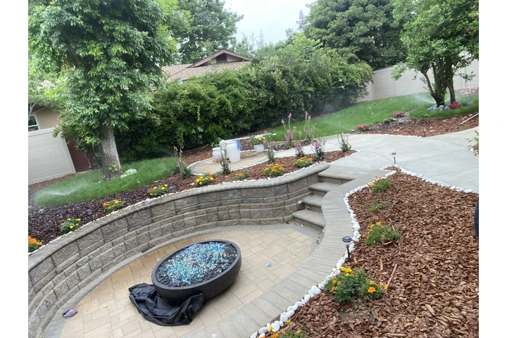 Concrete and block Walls image 5