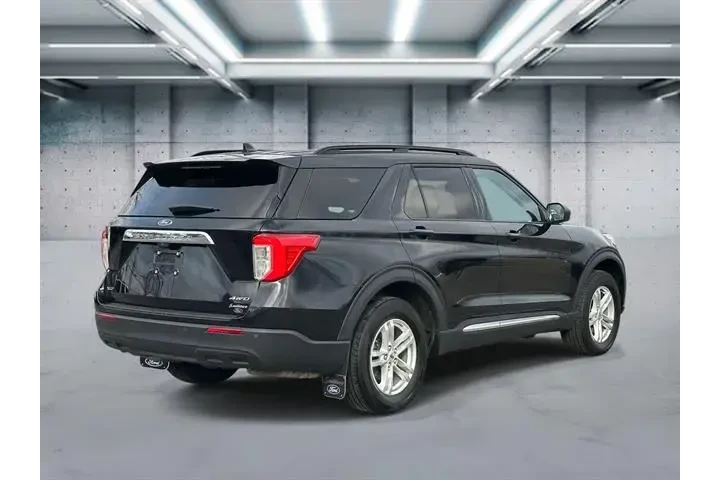 $29834 : Ford Explorer 2023 AWD XLT 4 image 5