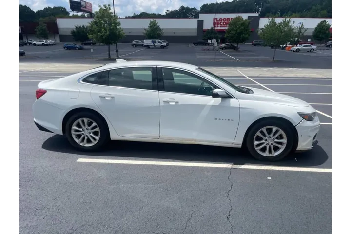 $14000 : 2017 Malibu LT image 6