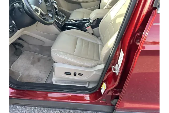 $8995 : Ford Escape 2014 AWD Titaniu image 10