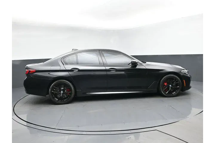 $37318 : BMW 5 Series 2023 AWD 540i x image 3