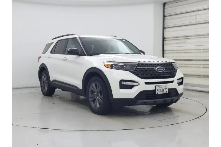 $26998 : Ford Explorer 2022 AWD XLT 4 image 1