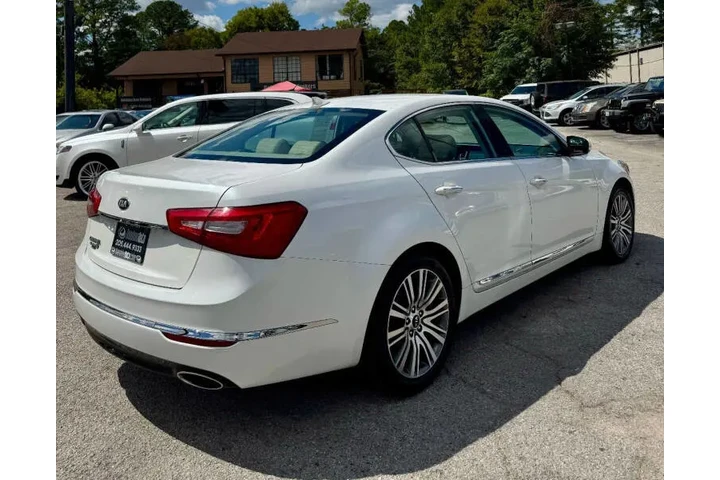 $7900 : 2016 Cadenza image 10