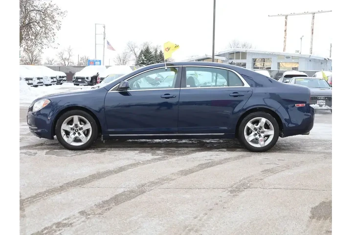 $5777 : Chevrolet Malibu 2010 LT 4dr image 4