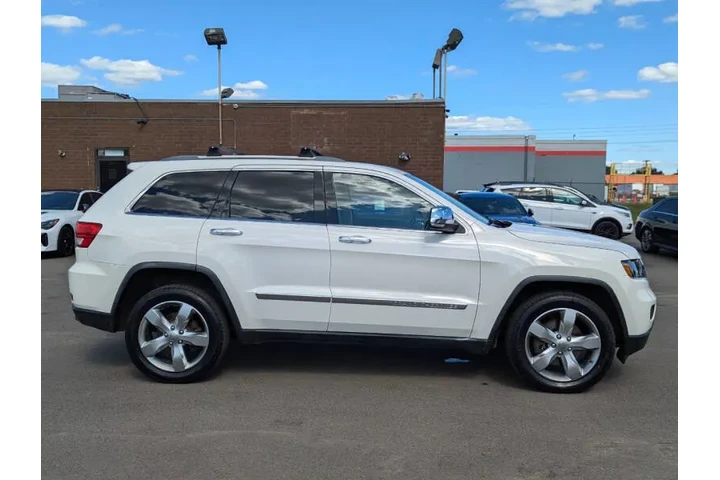 $7995 : 2012 Grand Cherokee Limited image 6