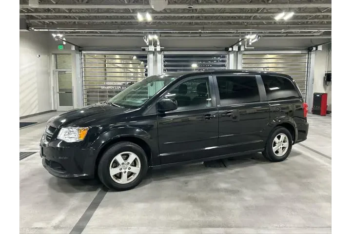 $3900 : Dodge Grand Caravan 2012 SXT image 1