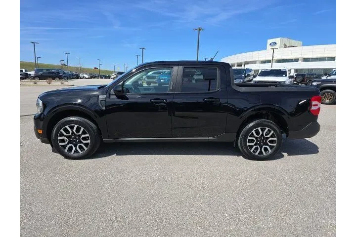 $33000 : Ford Maverick 2023 AWD XL 4d image 2