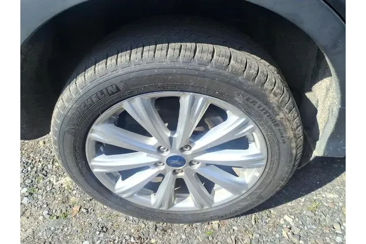 $13267 : Ford Escape 2019 SEL 4dr SUV image 6